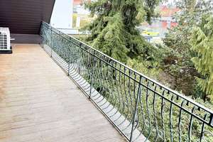 Großzügiges 1-Zi-Apartement mit Küche und Balkon in Fürth (Burgfarrnbach) – Irisweg 4, 90768 Atzenhof, Burgfarrnbach, Fürth – Vorschaubild 2