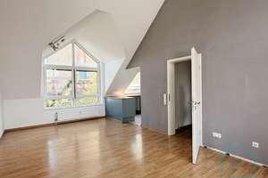 Helle Dachgeschosswohnung mit 
4 Zimmer, offene Küche und 
2 Bäder – 67069 Edigheim, Ludwigshafen am Rhein – Vorschaubild 2
