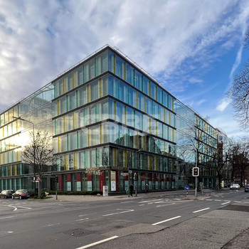 Kennedyhaus / optimale Bürofläche über den Dächern von Düsseldorf