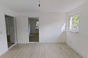 Gemütliche 2-Zimmer-Wohnung mit Tageslichtbad in ruhiger Lage – Wangeroogestr. 6, 26954 Nordenham – Vorschaubild 2