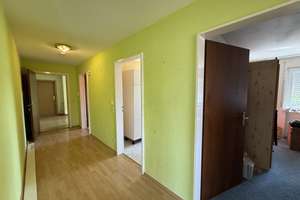 3-ZIMMER ETAGENWOHNUNG IN HESSENTAL MIT AUFZUG UND GARAGE – Die vollständige Adresse der Immobilie erhältst du vom Anbieter., 74523 Schwäbisch Hall – Vorschaubild 4