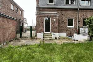 Doppelhaushälfte mit kleinem Garten in Düsseldorf-Lohausen – Bredelaerstraße 75, 40474 Lohausen, Düsseldorf – Vorschaubild 2