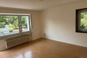 Geschmackvolle 2-Zimmer-Wohnung in Stuttgart – Hornissenweg 12, 70439 Stammheim-Mitte, Stuttgart – Vorschaubild 1