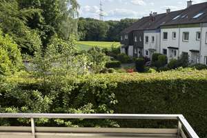 Schöne 3 Zimmer Wohnung mit Balkon!
