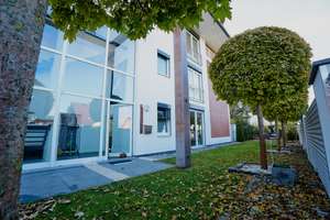 Stadtvilla mit zwei Wohneinheiten, großem Grundstück und Premium-Ausstattung in Top-Lage – Die vollständige Adresse der Immobilie erhältst du vom Anbieter., 38448 Vorsfelde, Wolfsburg – Vorschaubild 5