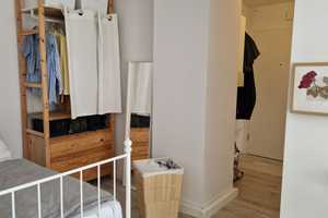 Stilvolle, vollständig renovierte 1-Zimmer-Wohnung mit Balkon und Einbauküche in Karlsruhe – Karlsruhe – Vorschaubild 3