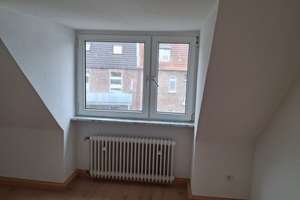 3 Zimmer Wohnung im Dachgeschoss – Kerckhoffstraße 131, 45144 Frohnhausen, Essen – Vorschaubild 2