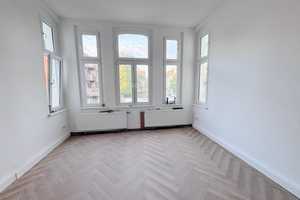 Exklusive 5-Zimmer-Wohnung mit Balkon – frisch renoviert am Marktplatz in Hörde – Hörder Brückenstraße 4, 44263 Dortmund – Vorschaubild 3