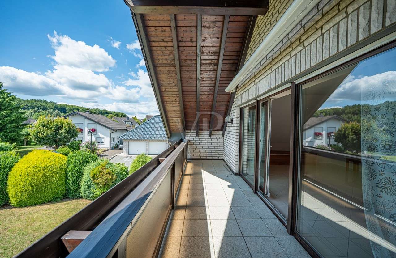 Immobilie in Berod bei Wallmerod - Großzügiges Ein-/Zweifamilienhaus in wunderschönem Wohngebiet – flexibel nutzbar und sofort bezugsbe - Bild 17