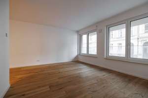 Modern wohnen: Studio mit Echtholzparkett und Fußbodenheizung