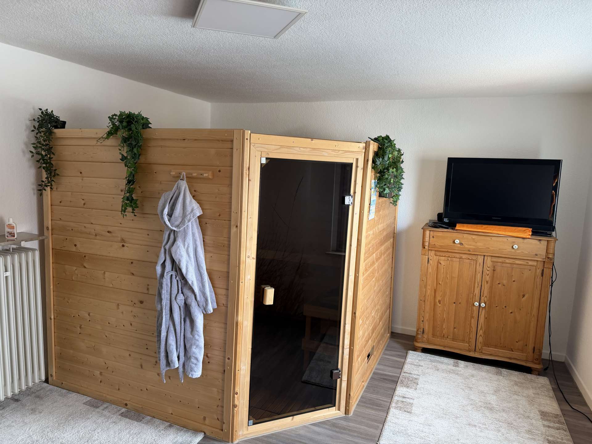 Immobilie in Schermbeck - Stilvoll modernisiertes Einfamilienhaus mit separatem Praxisbereich und großem Garten! - Bild 23