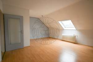 Wiesbaden: Reihenmittelhaus in ruhiger Lage von Delkenheim! – Die vollständige Adresse der Immobilie erhältst du vom Anbieter., 65205 Delkenheim, Wiesbaden – Vorschaubild 6