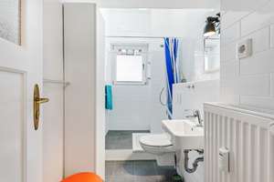 ***2-Zi.-Altbau-Wohnung mit Terrazzo-Highlight in Prenzlauer Berg*** – Die vollständige Adresse der Immobilie erhältst du vom Anbieter., 10439 Prenzlauer Berg, Berlin – Vorschaubild 7