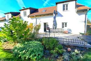 Vielfältig nutzbares Haus für 1 bis 2 Familien mit sehr großem Grundstück – Landshut (Kreis) – Vorschaubild 17