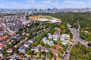 NATUR PUR MIT WALDRANDLAGE IM PARK DER VILLA MANSKOPF - Erdgeschosstraum samt Kamin & Stellplatz – 60528 Niederrad, Frankfurt am Main – Vorschaubild 12