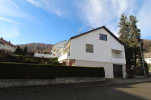 Gepflegtes freistehendes Einfamilienhaus mit schönem Garten in Albstadt-Ebingen – Die vollständige Adresse der Immobilie erhältst du vom Anbieter., 72458 Albstadt – Vorschaubild 5
