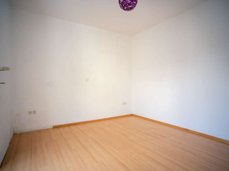 Schlafzimmer 1.1