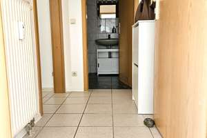 Gemütliche 1-Zimmer-Terrassenwohnung mit Tiefgaragenstellplatz in ruhiger Wohnlage von Penzberg – Gustavstraße 6, 82377 Penzberg – Vorschaubild 2