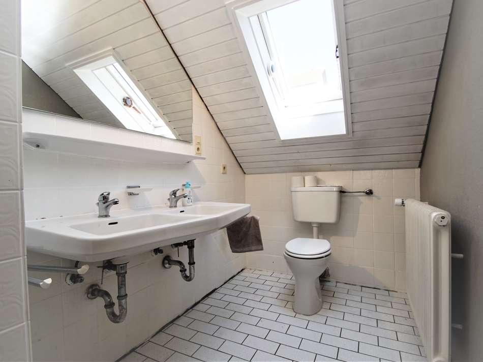 Badezimmer DG