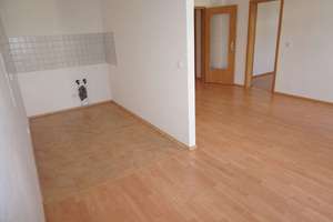 EBK + 30,- *** ! 1.OG +  sonniger Balkon + alle Räume zum Innenhof! – Weststr. 116, 9116 Altendorf, Chemnitz – Vorschaubild 4