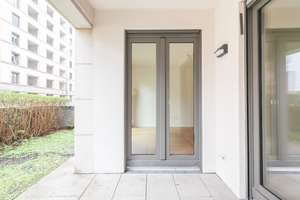 2-Zi.-Erdgeschosswohnung mit Loggia und moderner Einbauküche in zentraler, urbaner Lage