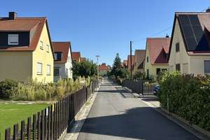 ** Gemütliches Einfamilienhaus mit Garten in ruhiger Lage von Dresden Kleinzschachwitz ** – 1259 Kleinzschachwitz, Dresden – Vorschaubild 32