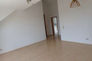 IDEAL FÜR DEN START INS IMMOBILIENEIGENTUM  - 3 ZIMMER – WOHNUNG MIT BESONDEREM FLAIR – Krähenäckerweg 21, 72124 Pliezhausen – Vorschaubild 7
