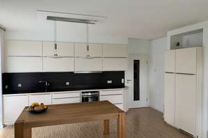Traumhafte 4-Zimmer-Wohnung in Köln-Widdersdorf (Teils möbliert) – Die vollständige Adresse der Immobilie erhältst du vom Anbieter., 50859 Widdersdorf, Köln – Vorschaubild 8