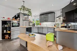 Einfamilienhaus erster Güte im Stadtkern von Großburgwedel – Hannover (Kreis) – Vorschaubild 6