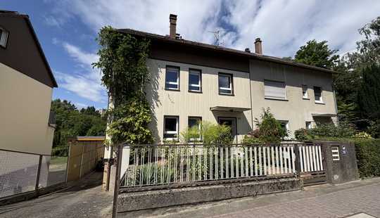 Bild von Wohnhaus mit 1-3 Wohneinheiten in Nieder-Eschbach 