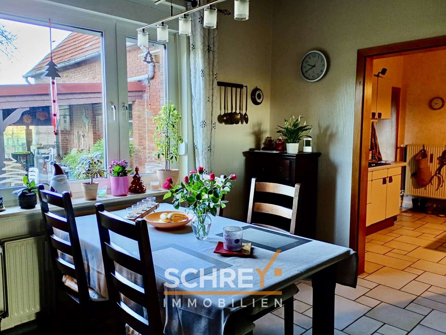 Immobilie in Bramsche - Vielseitige Hofstelle mit zwei Wohneinheiten, Nebengebäuden und 10.023 m² Grundstück - Bild 5