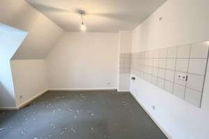 Gemütliche Dachgeschosswohnung – ideal für Singles oder Paare – Paulinenstraße 15, 45881 Schalke, Gelsenkirchen – Vorschaubild 5