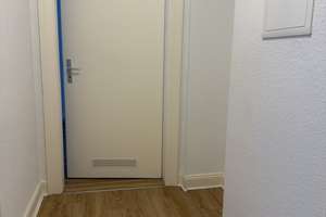 Kernsanierte 2-Zimmer-Altbauwohnung mit neuer Einbauküche im Herzen von Wiesbaden – Moritzstraße 49, 65185 Mitte, Wiesbaden – Vorschaubild 9