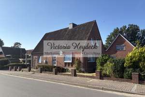 OSTSEE-KAUF | GREMERSDORF – Sanierungsobjekt mit Neubaupotenzial auf großem Eckgrundstück – Die vollständige Adresse der Immobilie erhältst du vom Anbieter., 23758 Gremersdorf – Vorschaubild 1