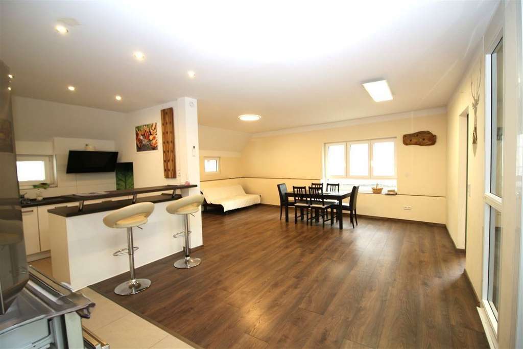 Immobilie in Ingersheim - Einmalige Gelegenheit: Häuserensemble mit 2 Häuser, Hofraum und Werkstatt. - Bild 0