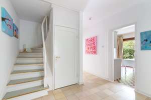 Gepflegtes Zweifamilienhaus mit Gartenidylle - Wohnen in ruhiger Lage von Wellingsbüttel – Die vollständige Adresse der Immobilie erhältst du vom Anbieter., 22391 Wellingsbüttel, Hamburg – Vorschaubild 3