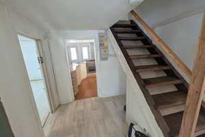 Besonderes Haus am Kirschbaum – Rudolf-Gehring-Platz 1, 70469 Feuerbach-Mitte, Stuttgart – Vorschaubild 2