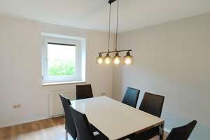 Charmante Doppelhaushälfte mit Garten, Werkstatt & Garage in Augsburg-Göggingen – Die vollständige Adresse der Immobilie erhältst du vom Anbieter., 86199 Göggingen-Nordwest, Augsburg – Vorschaubild 11