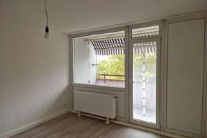 Hier fühlen Sie sich wohl und genießen den Ausblick: renoverte 3-Zimmer-Wohnung mir Balkon! – 44359 Nette, Dortmund – Vorschaubild 2