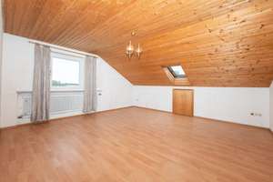 Mehrfamilienhaus in Bogen mit großzügigem Gartengrundstück – Die vollständige Adresse der Immobilie erhältst du vom Anbieter., 94327 Bogen – Vorschaubild 26