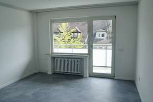 Top saniert !!! Helle 3-Zi.-Whg., 4. OG., Lift, 2  Balkone, K.D.B., ca. 75 m², € 1.200,-- – Vagedesstrasse 2, 40479 Pempelfort, Düsseldorf – Vorschaubild 9