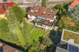 🏡 Großzügige Doppelhaushälfte mit traumhaftem Garten in begehrter Lage von Stuttgart-Sonnenberg 💛