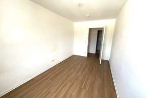 Gut geschnittene 4-Zimmer-Wohnung in Fürth – Lange Straße 76, 90762 Stadtpark, Stadtgrenze, Fürth – Vorschaubild 9