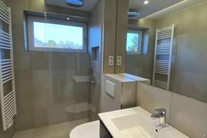 Kernsanierte 3-Zimmer-Wohnung mit Balkon,2 WCs & Luxusbad-barrierefreiem Zugang – Saidelsteig 3, 91058 Tennenlohe, Erlangen – Vorschaubild 2