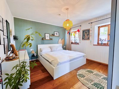 Moderne 2-Zimmer Erdgeschosswohnung in Oberaichbach - Lkr. Landshut