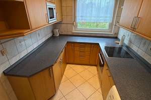 Möblierte 3 Zimmer Wohnung mit Einbauküche und Balkon – Am Schwarzkuhlenteiche 21, 38446 Vorsfelde, Wolfsburg – Vorschaubild 3