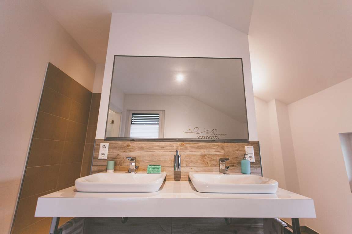 Immobilie in Zeuthen - JETZT IN ZEUTHEN ! RUF AN 0179 1149244 - Bild 0