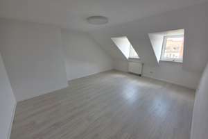 Innenstadtlage - sehr schöne renovierte 3-ZKB, 81m² (102m²) Dachgeschoss-Wohnung, EK, 2 Bäder  – Lutherstr 11, 34117 Nord (Holland), Kassel – Vorschaubild 5