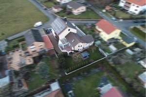 Sehr gepflegtes, freistehendes Mehrfamilien- / Generationenhaus, zur Eigennutzung und Kapitalanlage – Die vollständige Adresse der Immobilie erhältst du vom Anbieter., 97490 Poppenhausen – Vorschaubild 1