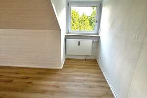 Erstbezug nach Renovierung: 2-Zi.-Wohnung mit EBK, S-Bahn fussläufig  – Waldhornstraße 21, 82110 Germering – Vorschaubild 3